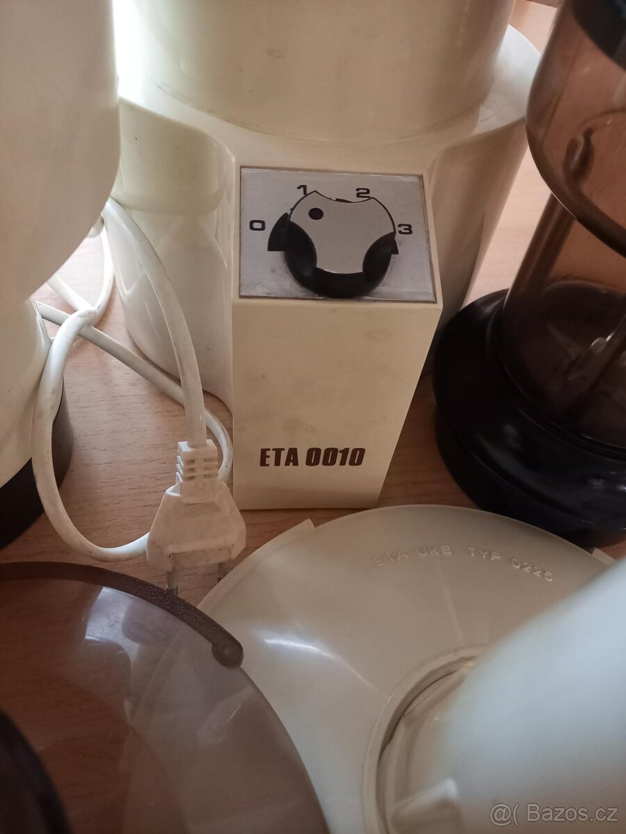 kuchyňský robot eta 0010 - 4