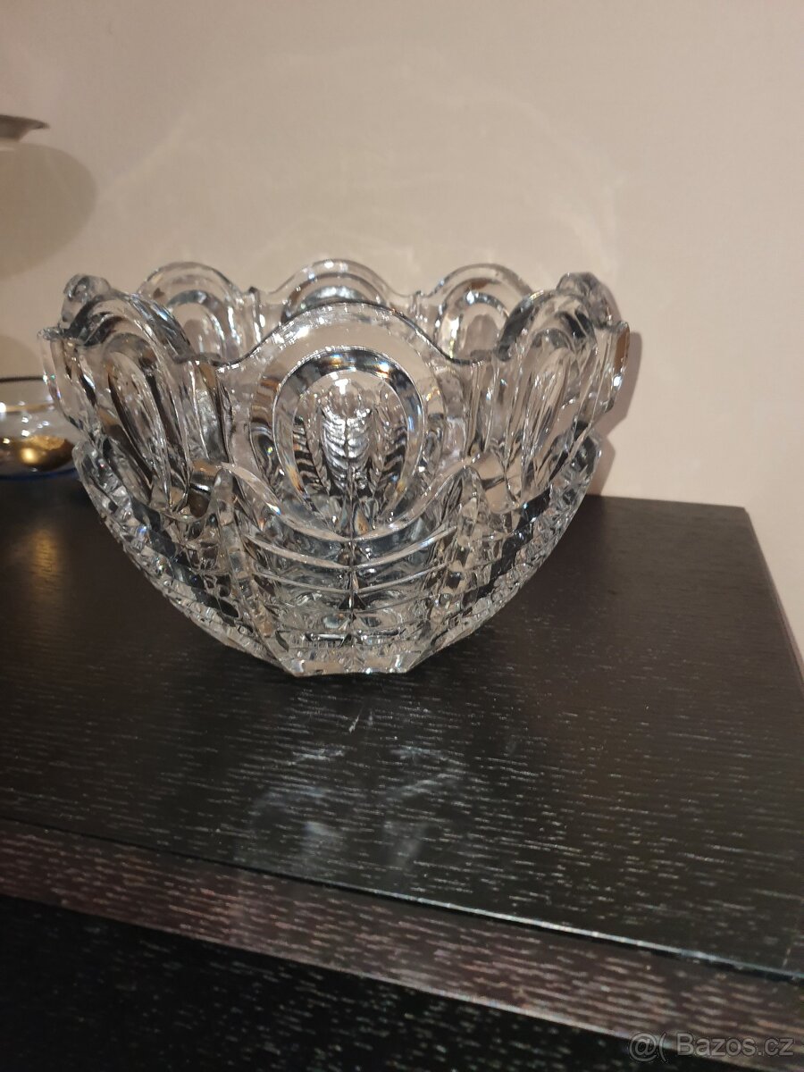 Skleněná mísa. - 4