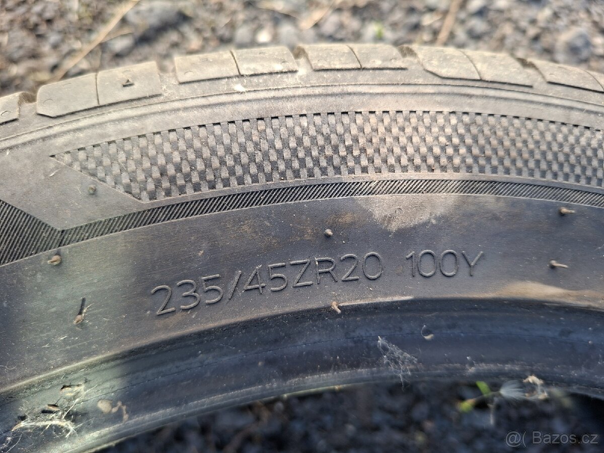 Pneu Hankook letní 235/45 R20 - 4