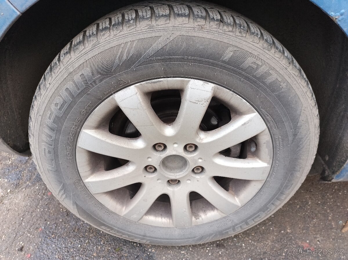 ALU kola VW Caddy III,Golf V - 15 zimní pneu - 4