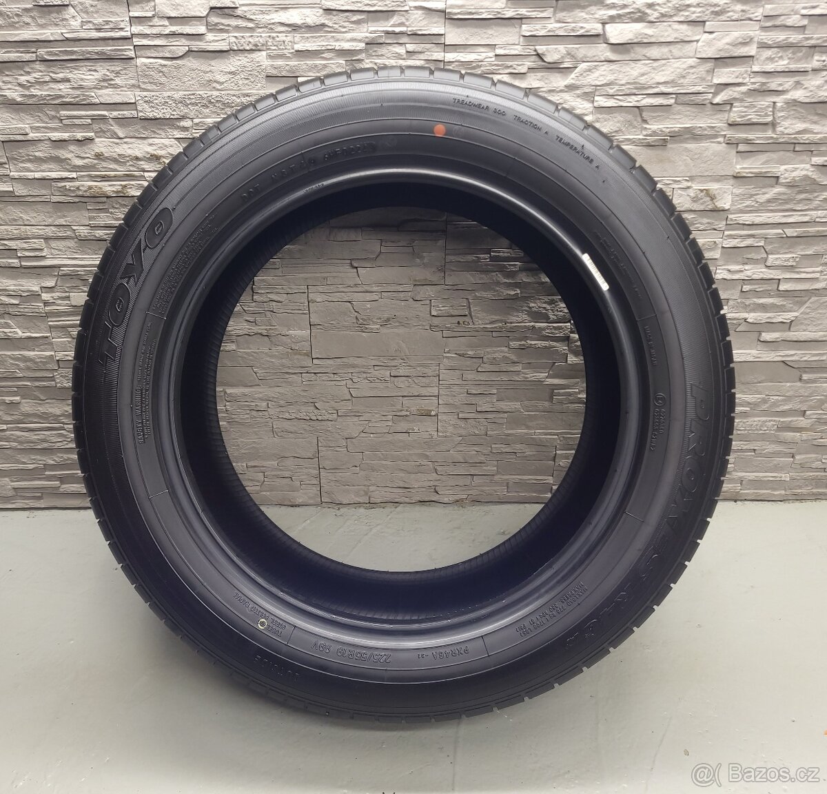 4x 225/55R19 Toyo Proxes NOVÉ - 4