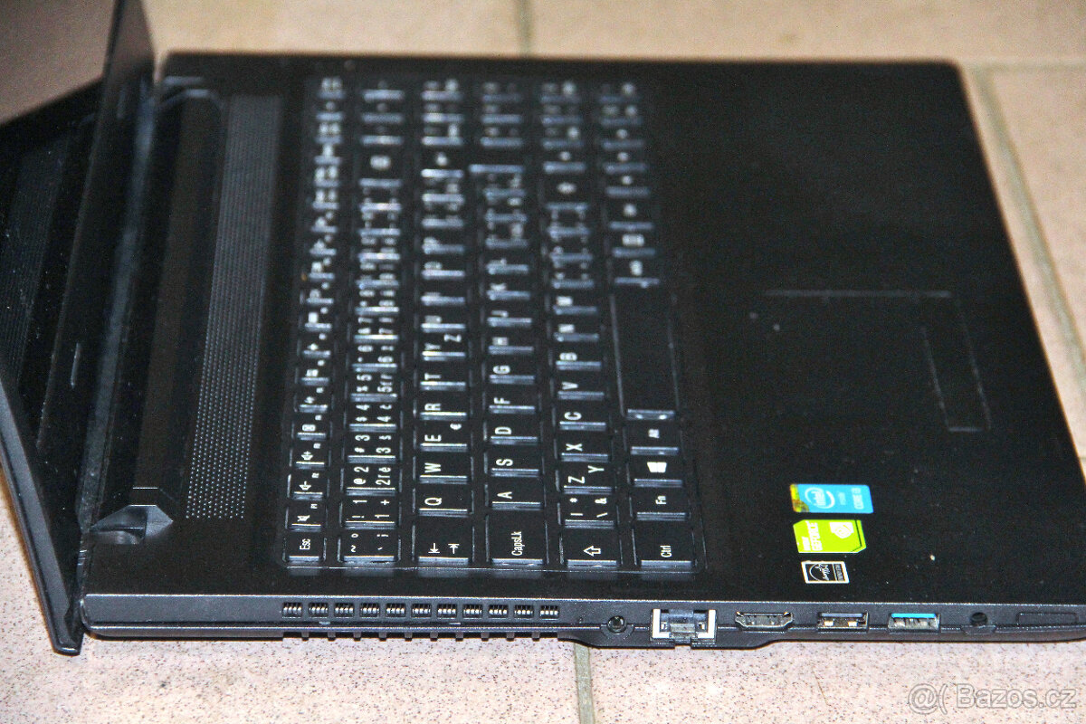 Notebook Lenovo IdeaPad 100-15IBD / 4GB / 1 TB / W10 - 4