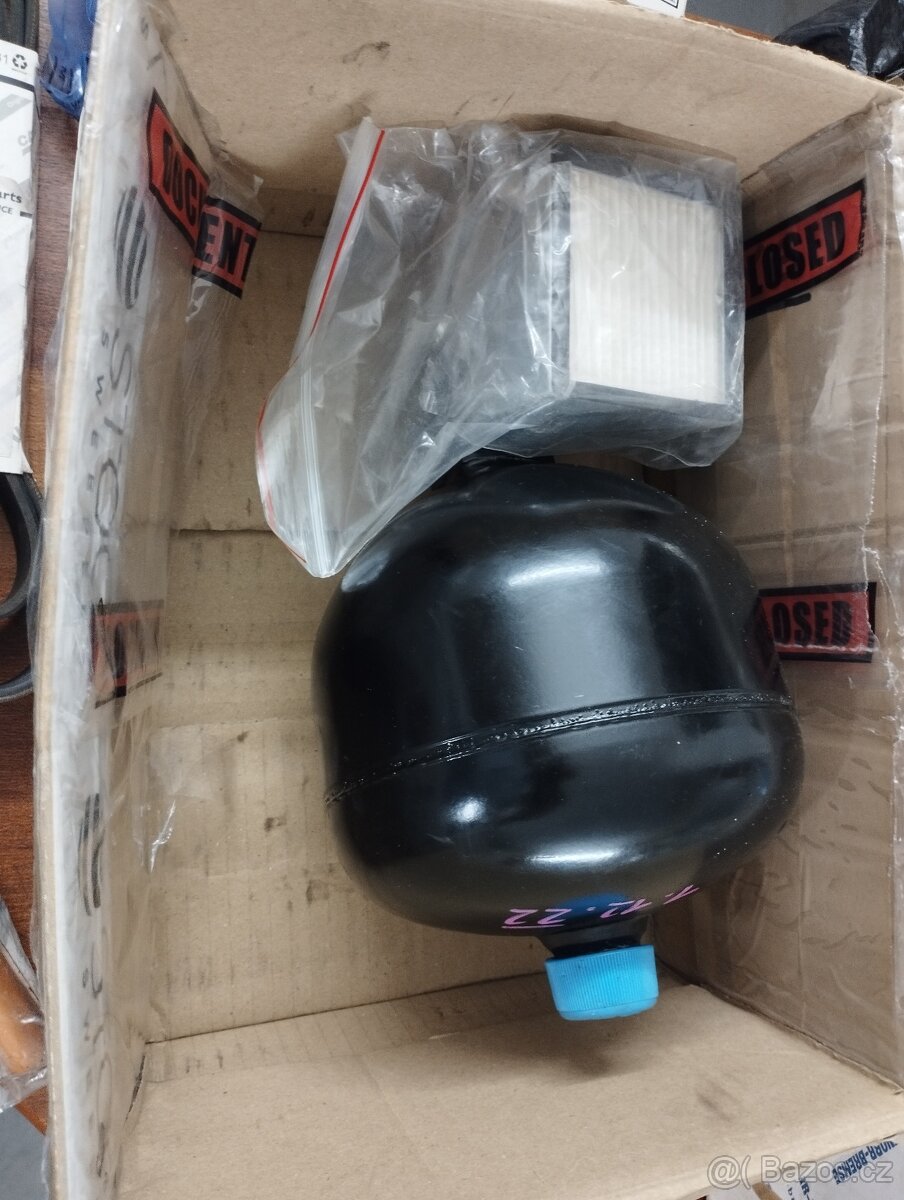 New Holland T8040 - 4