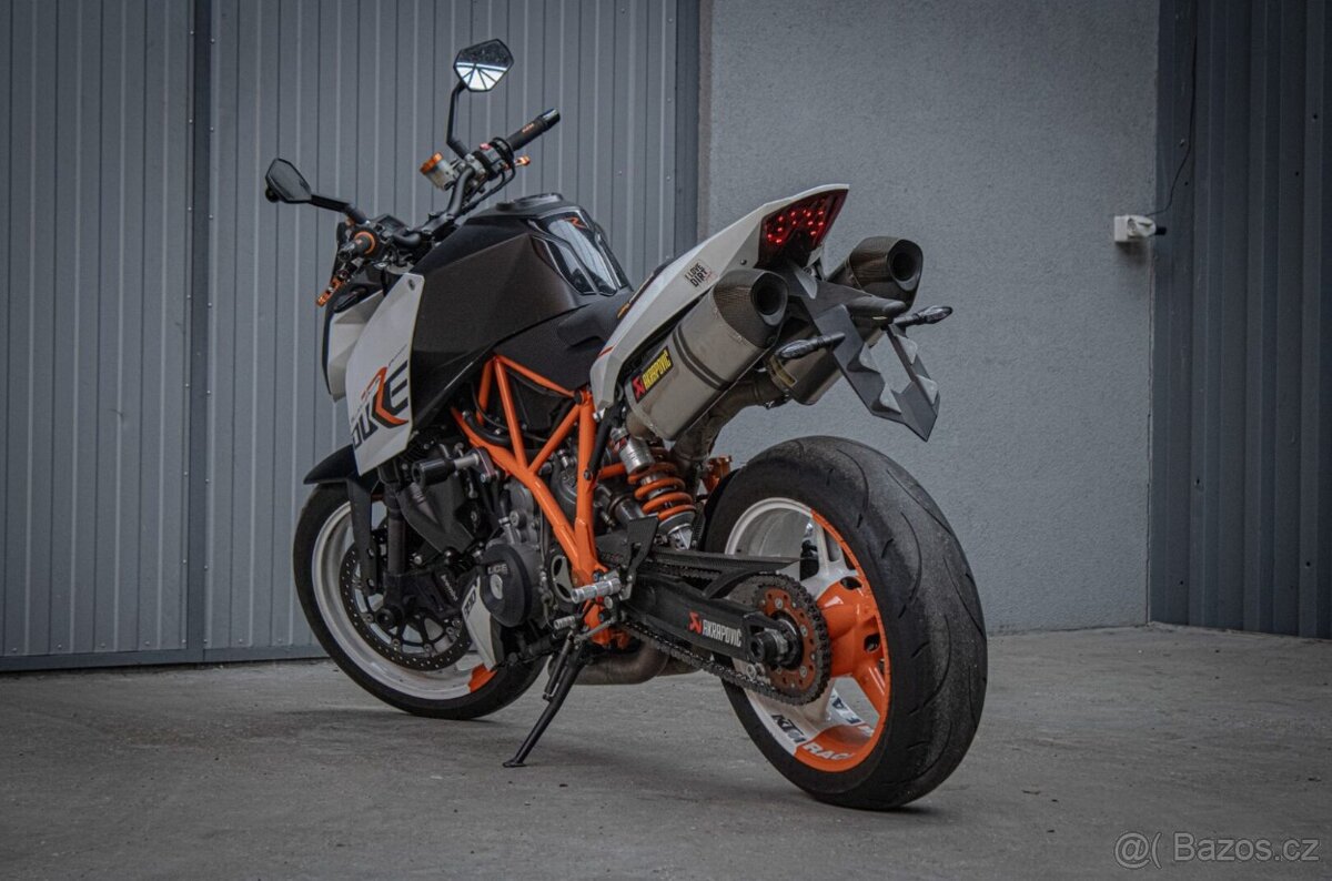 KTM 990 Super Duke R - 4