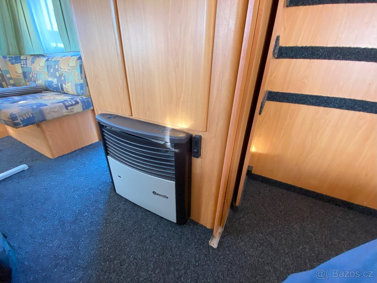 karavan Home car - 4