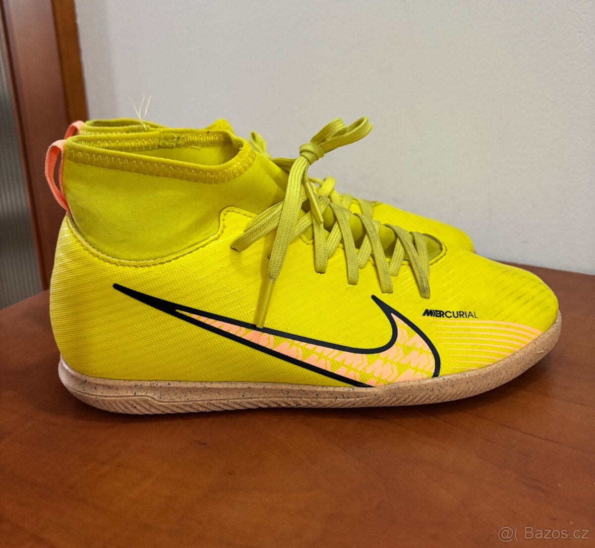 Chlapecké sálovky Nike, 36,5 - 4