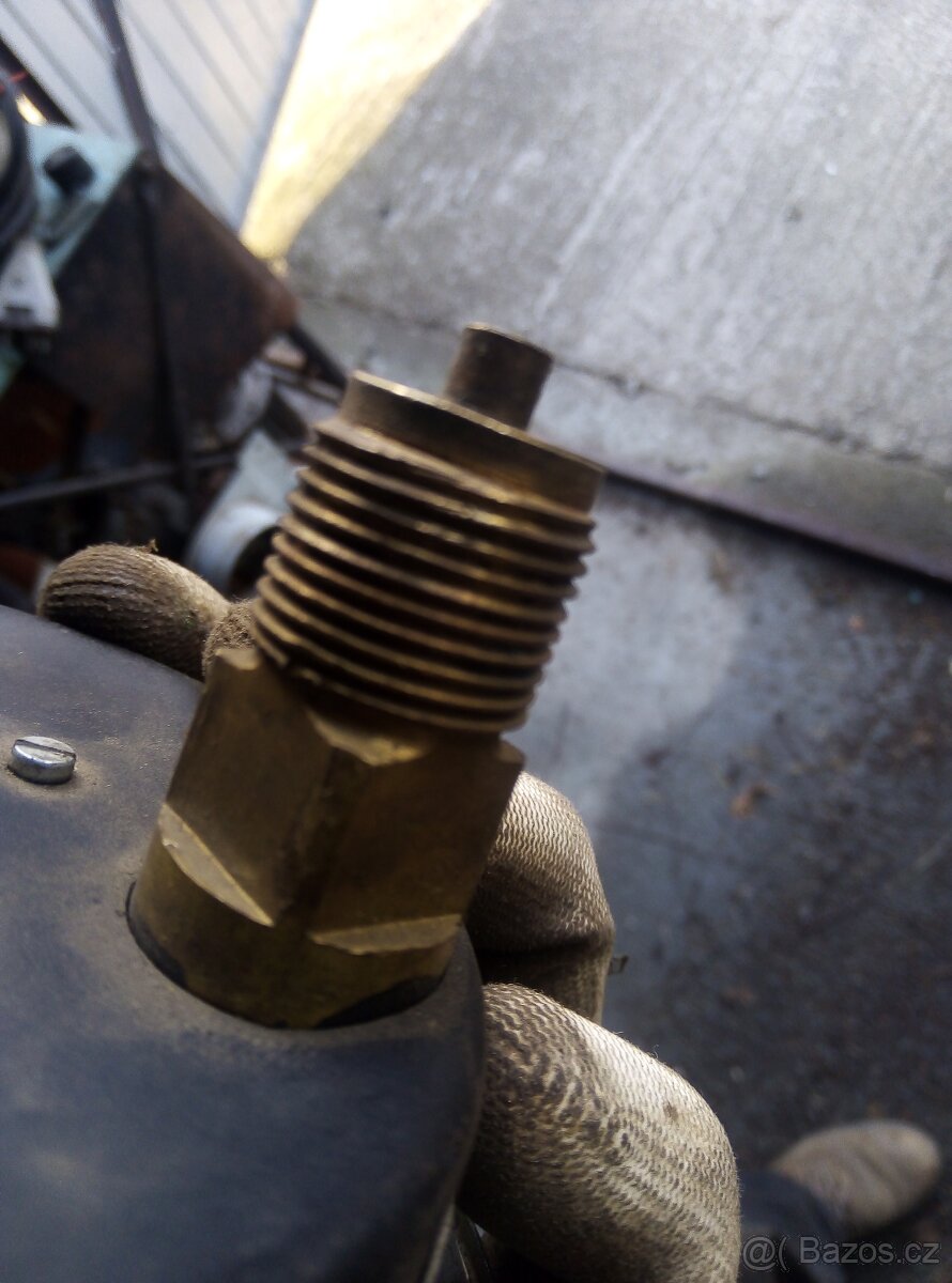 Ukazatel tlaku a podtlaku - 4