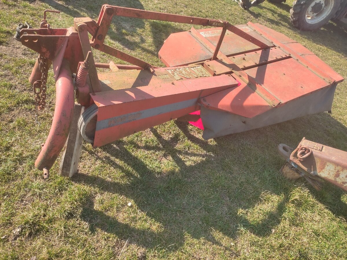 Rotační sekačka Deutz fahr Km 22. - 4