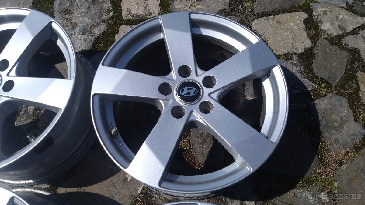 prodám al kola 17 5x114,3 na HYUNDAI - 4