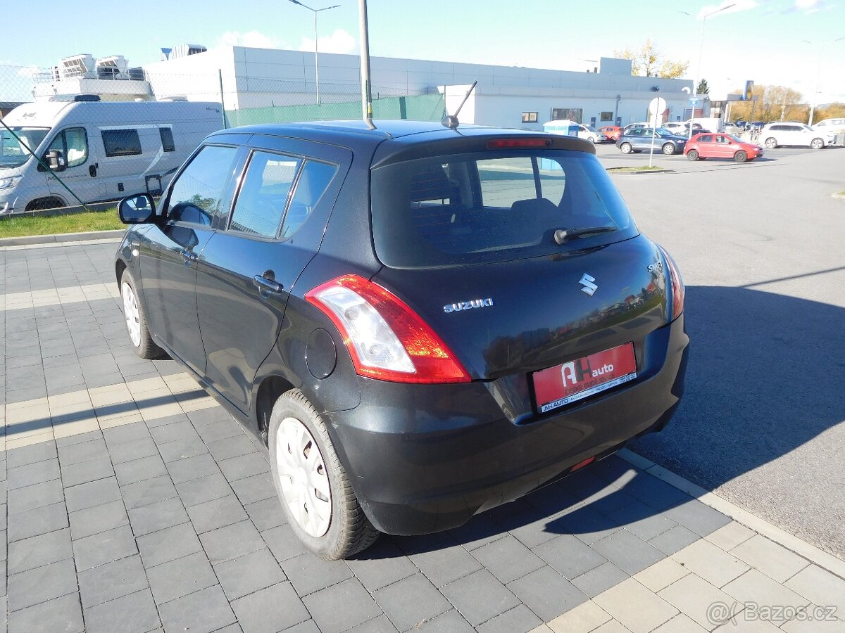 Suzuki Swift 1.2i Sport, 66 kW, Klima - 4