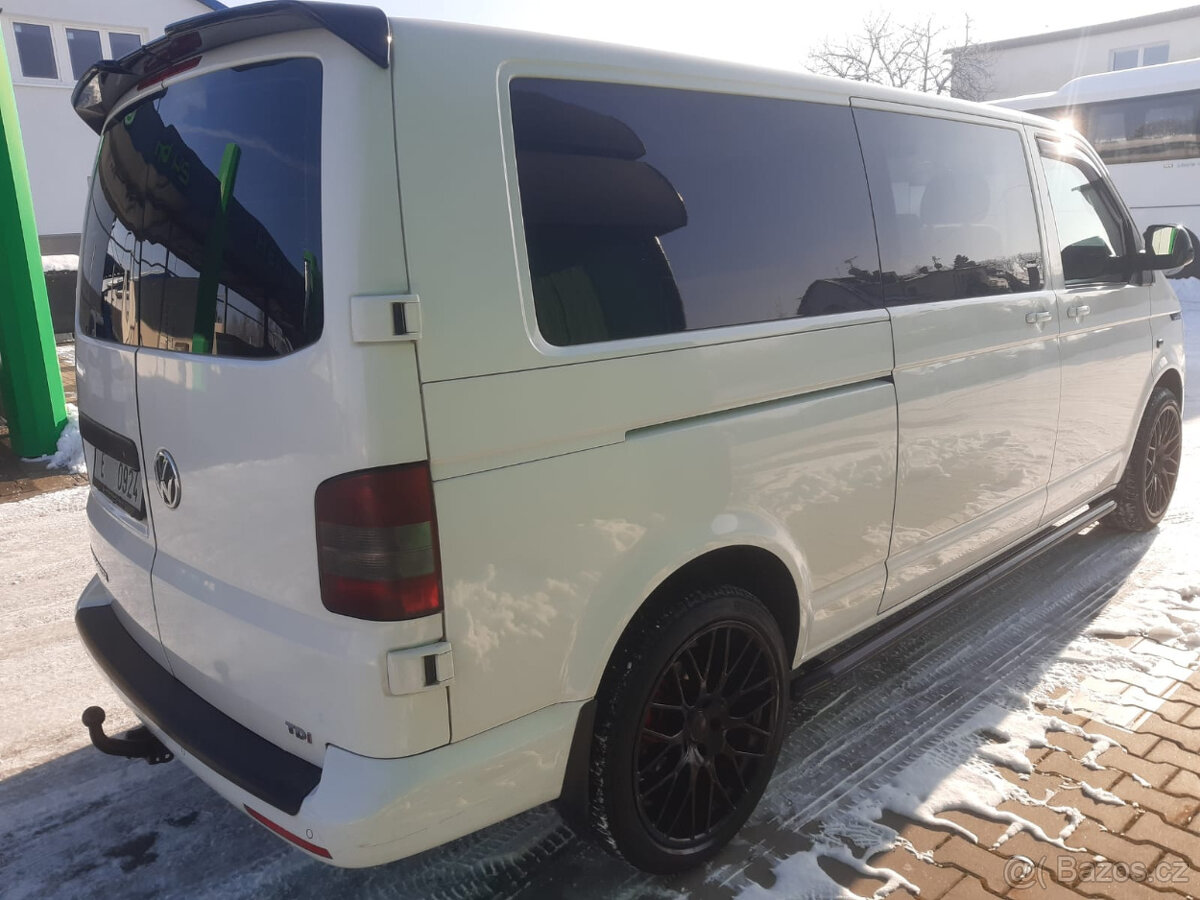 VW Transporter T5,1 2,0 103kw, 2014, 6míst, long, automat - 4