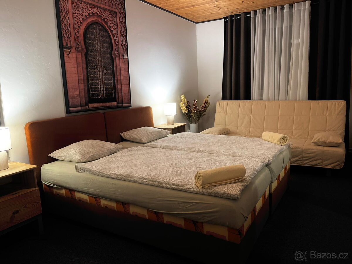 Dárkový voucher - ubytování s večeří pro 2 - 4