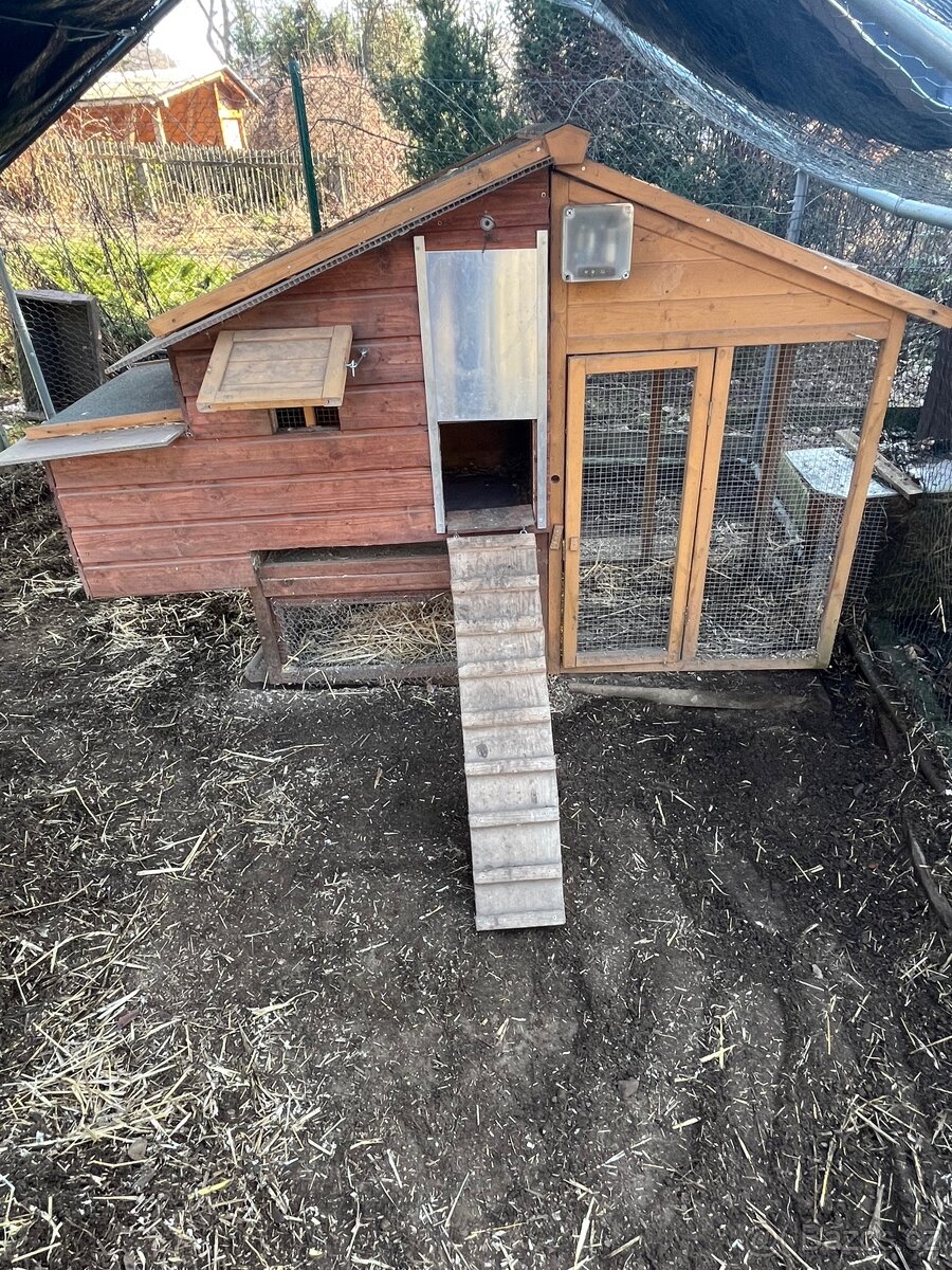 Výběh a kurník pro slepice - 4