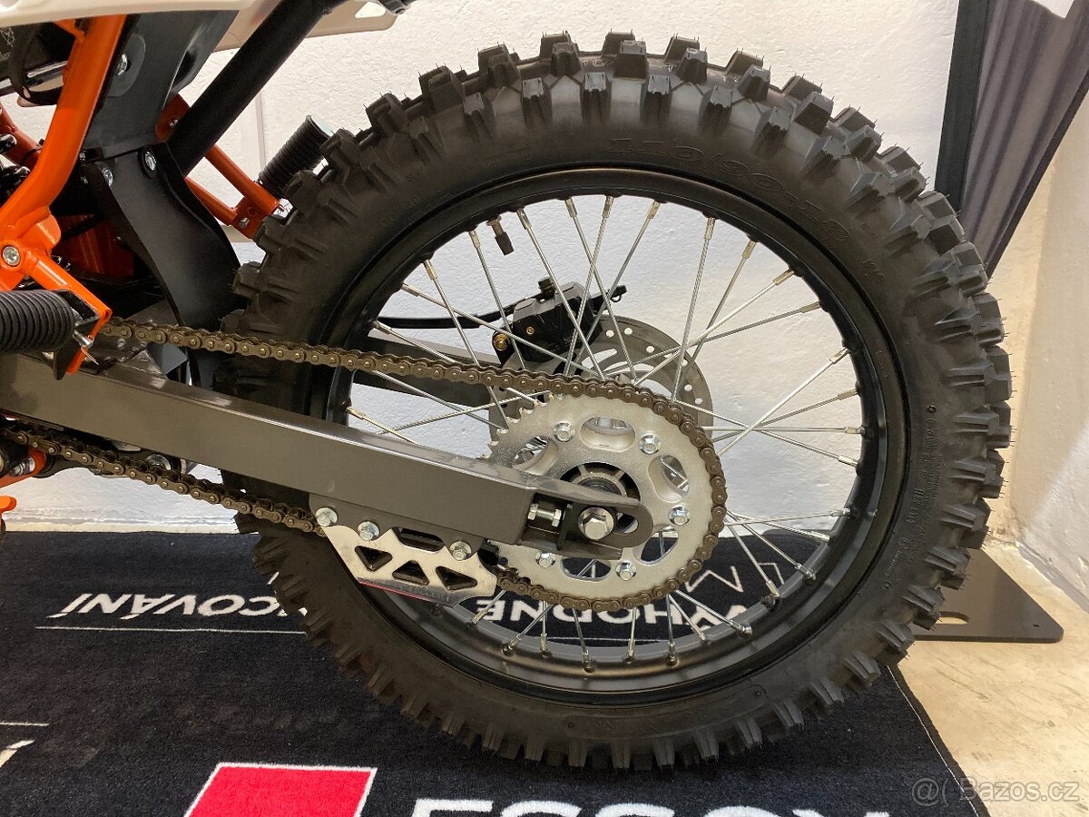 Mikilon Defender 250RR oranžová - 4