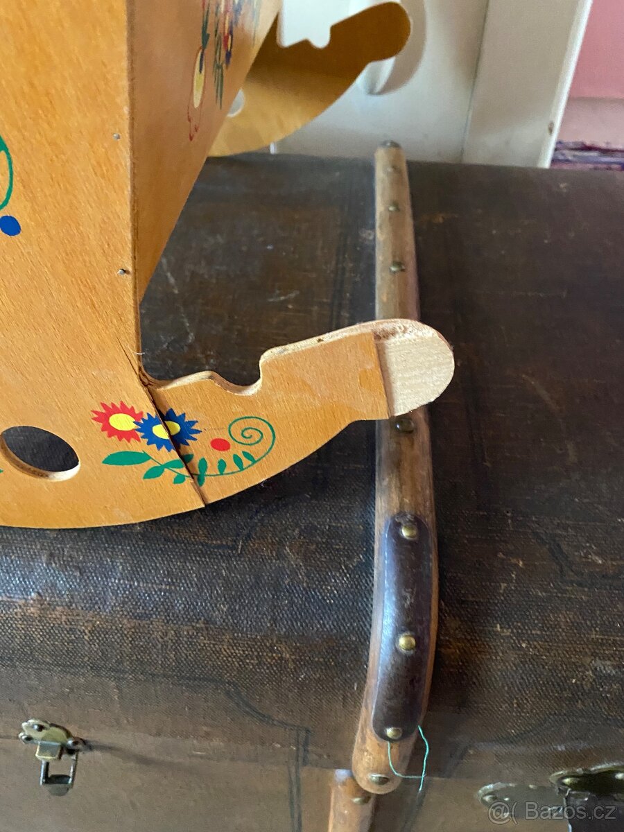 Dřevěná kolébka - 4