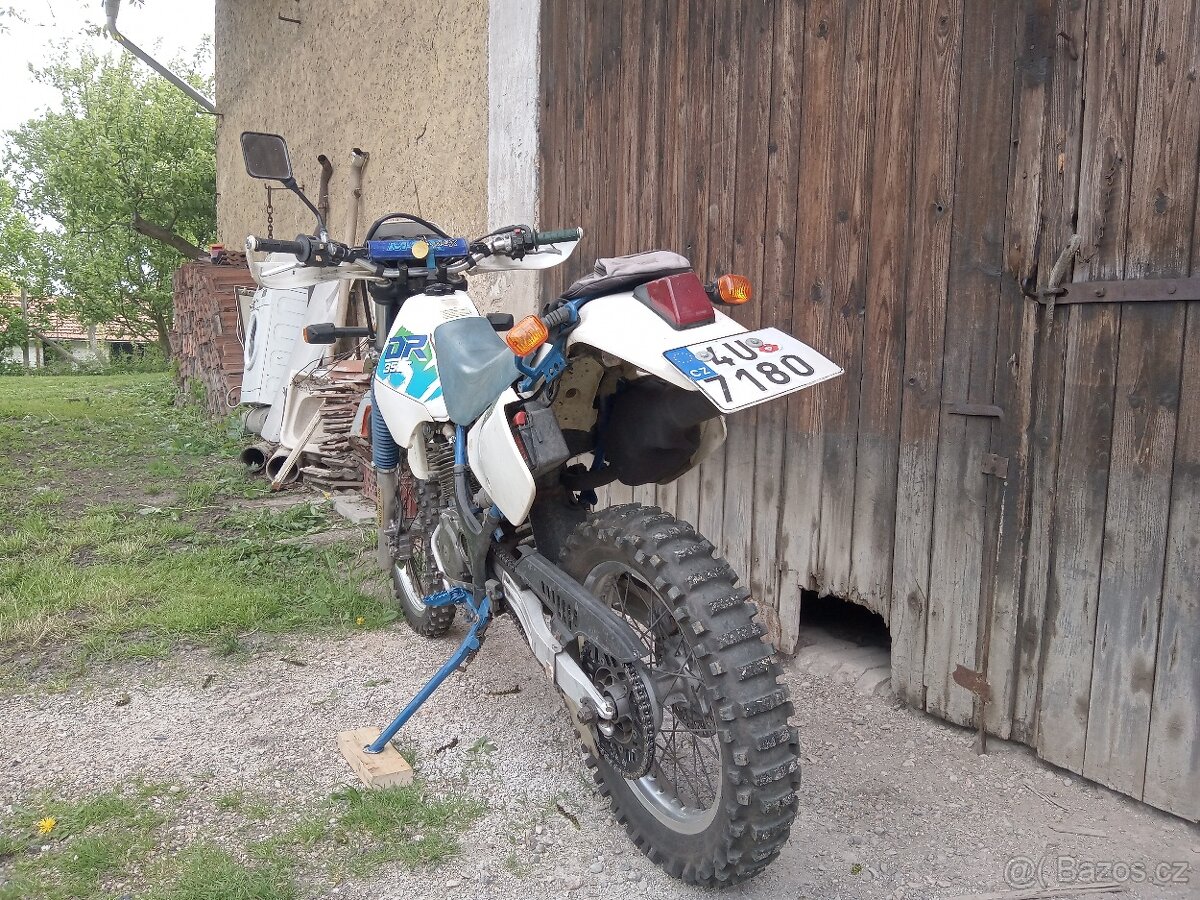 Suzuki dr350s