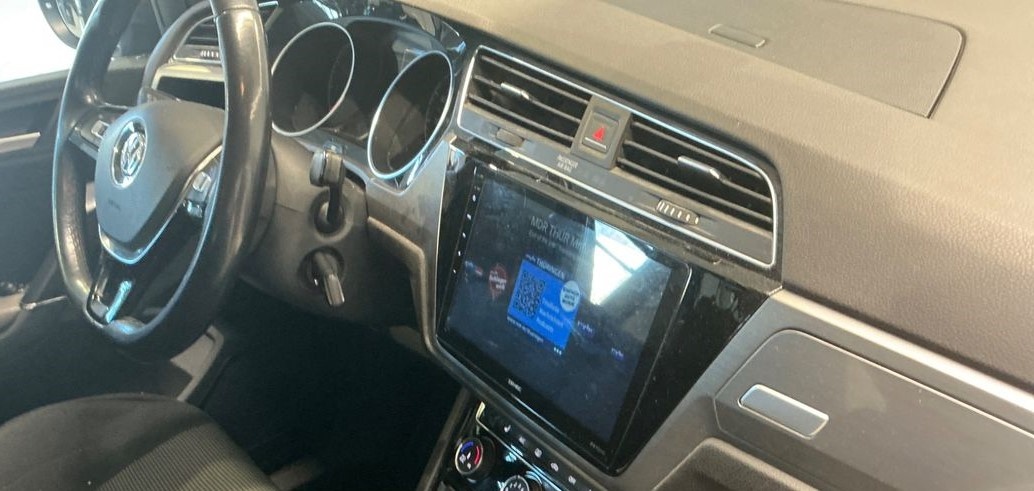 Volkswagen Touran 1.4 Tsi 110 KW 10/2017 165 tis km TOP STAV - 4