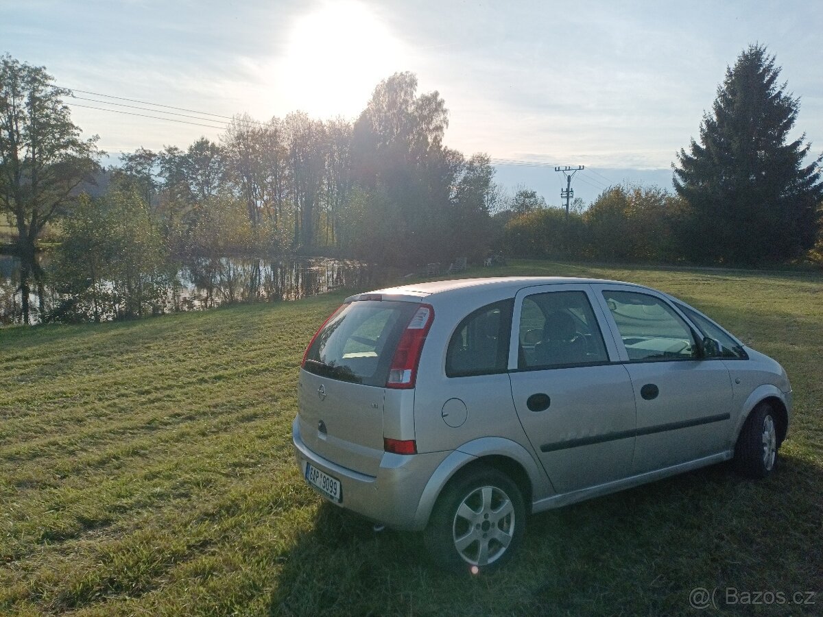 Opel Meriva 1600/74 kW Easytronic - 4