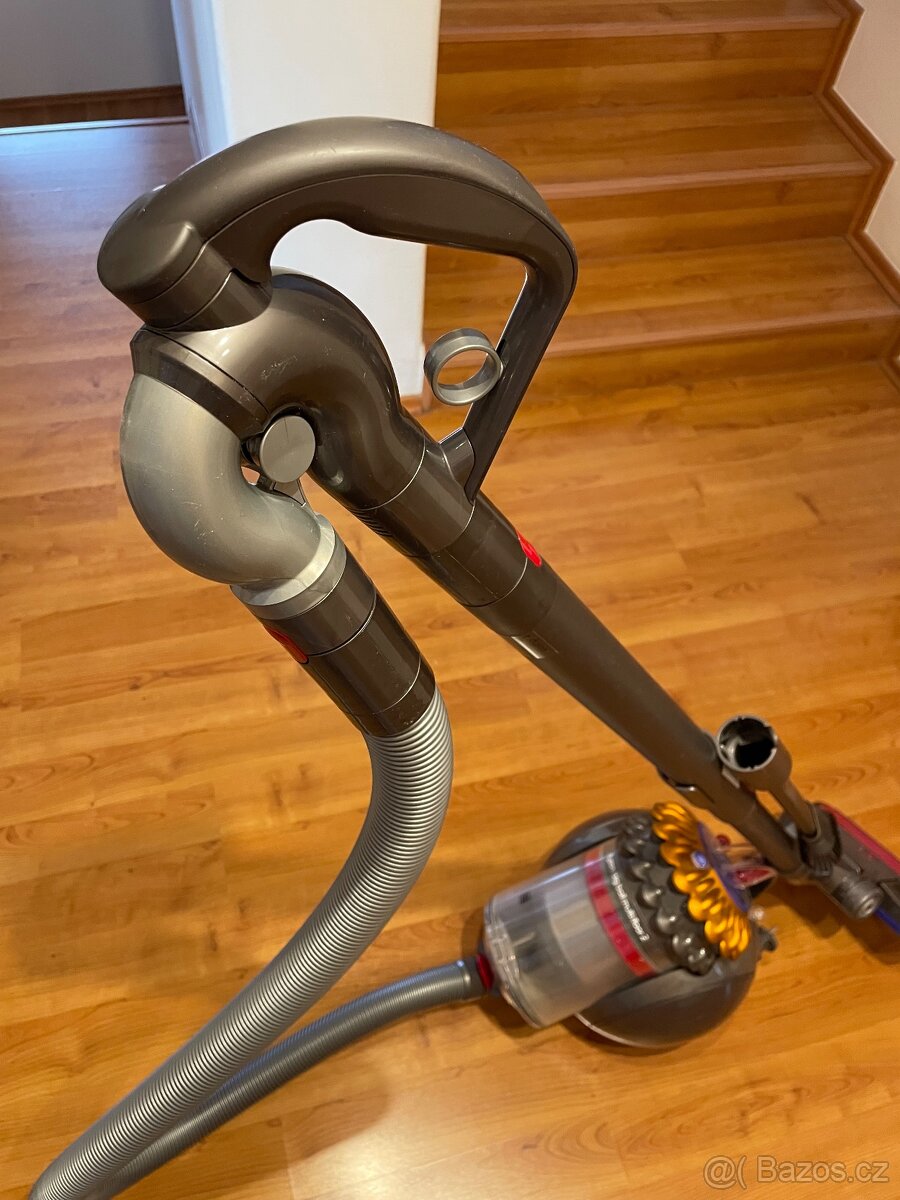 Vysavač Dyson - 4