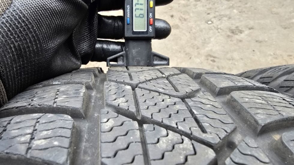 Zimní pneu 205/60/16 Pirelli - 4