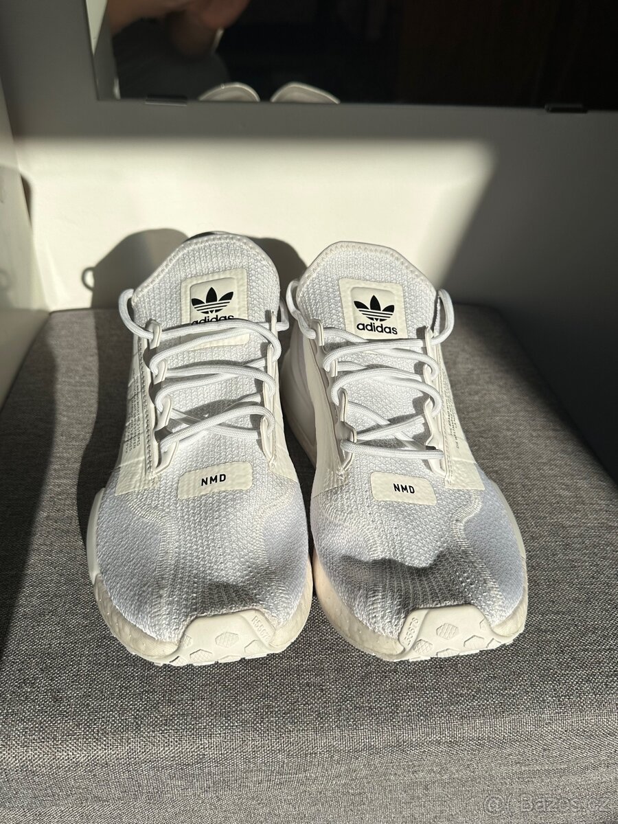 Adidas NMD R1 – bílé, EU 42⅔ (US 9) - 4