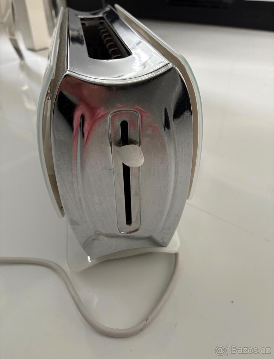 Topinkovač Russell Hobbs - 4