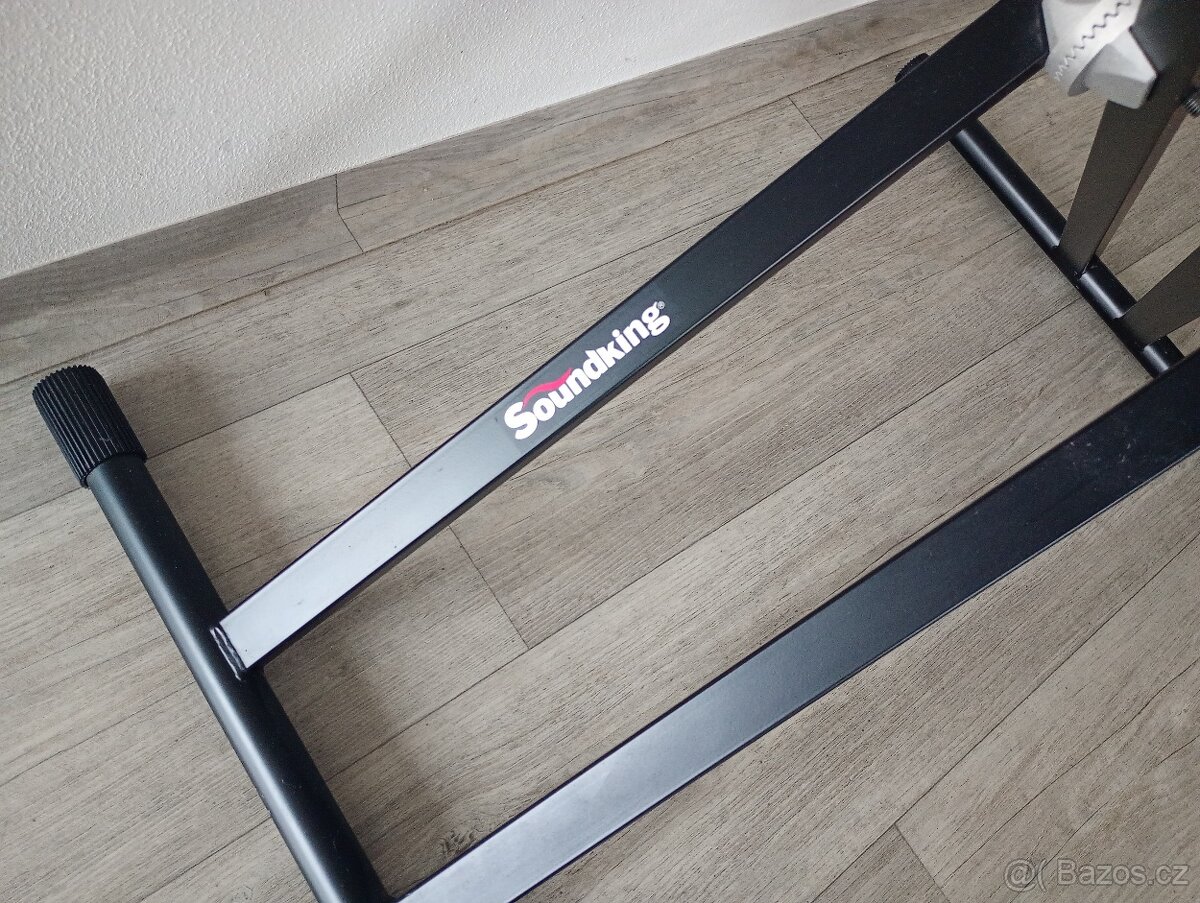 Klávesy Yamaha PSR e373 - 4