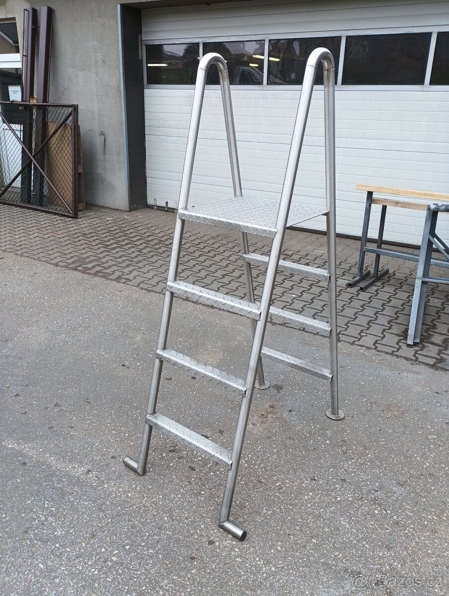 Schůdky do bazénu nerezové - 4