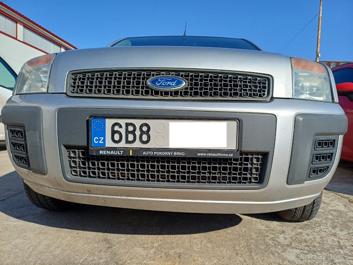 Ford Fusion - 4