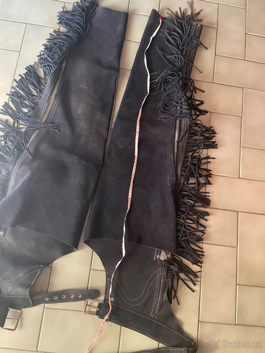 Kožené černé téměř nové CHAPSY vel. S - 4