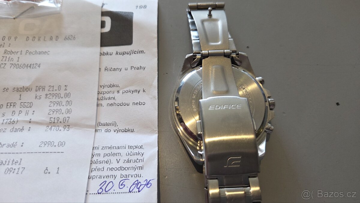 Casio EDIFICE EFR-552D-1AVUEF
- 4