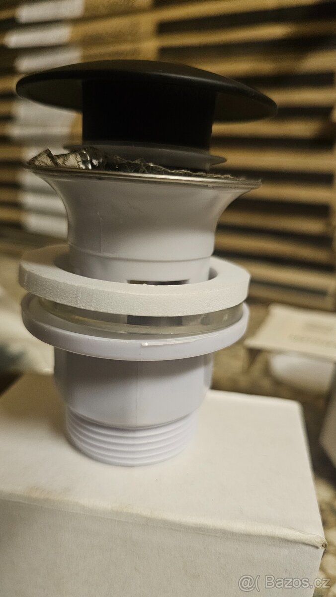Umyvadlova vypust click clack cerny mat nove - 4