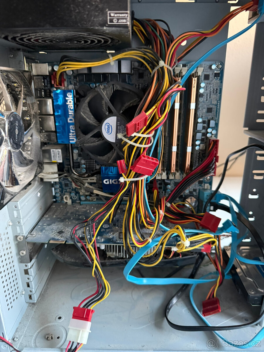 Stolní počítač - 4