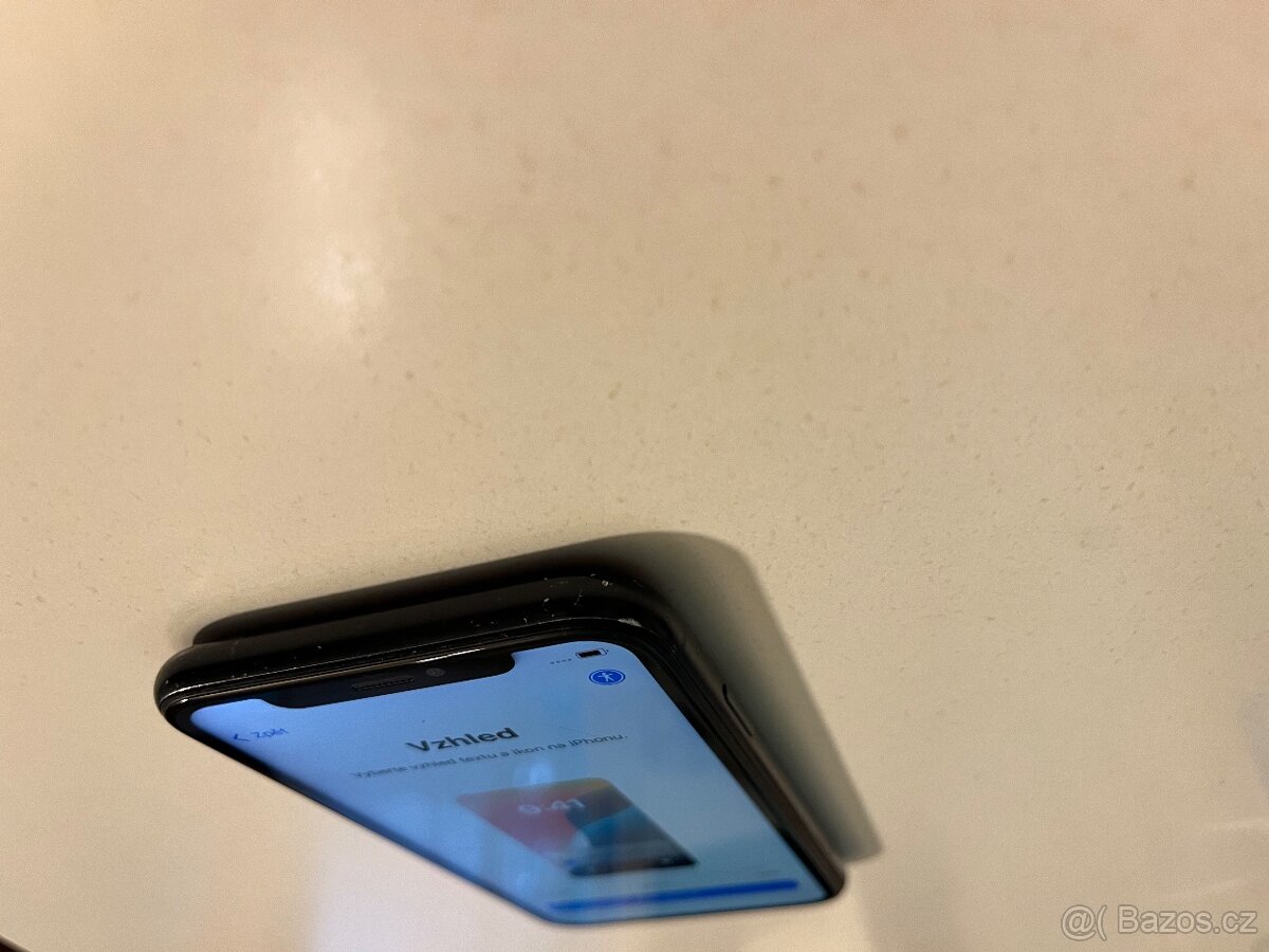 iphone XR 128gb - 4