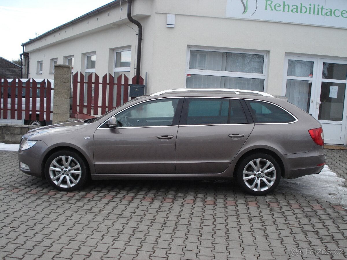 Škoda Superb Kombi 1.4 TSI,1.MAJITEL,NOVÁ STK - 4