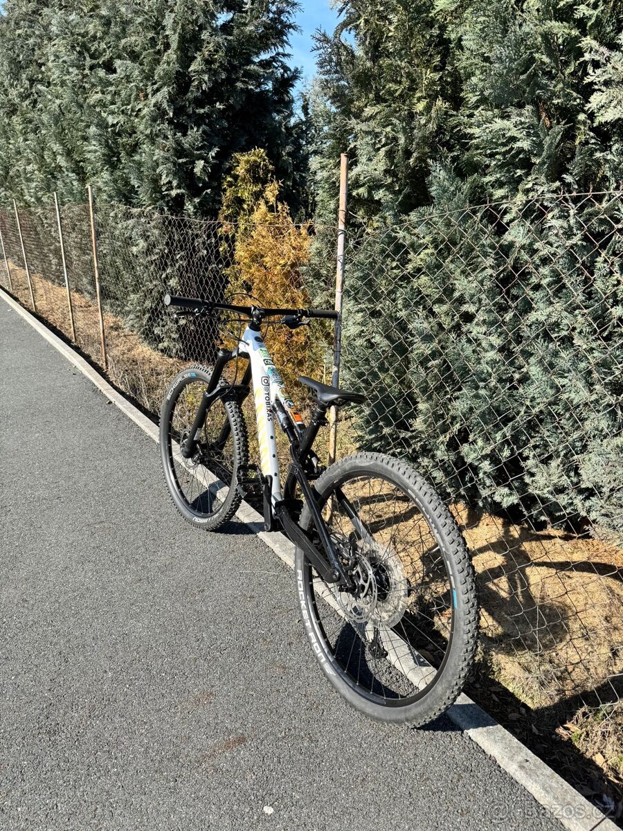 Canyon neuron young hero - 4