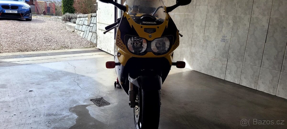 Honda cbr 900rr Fireblade - 4