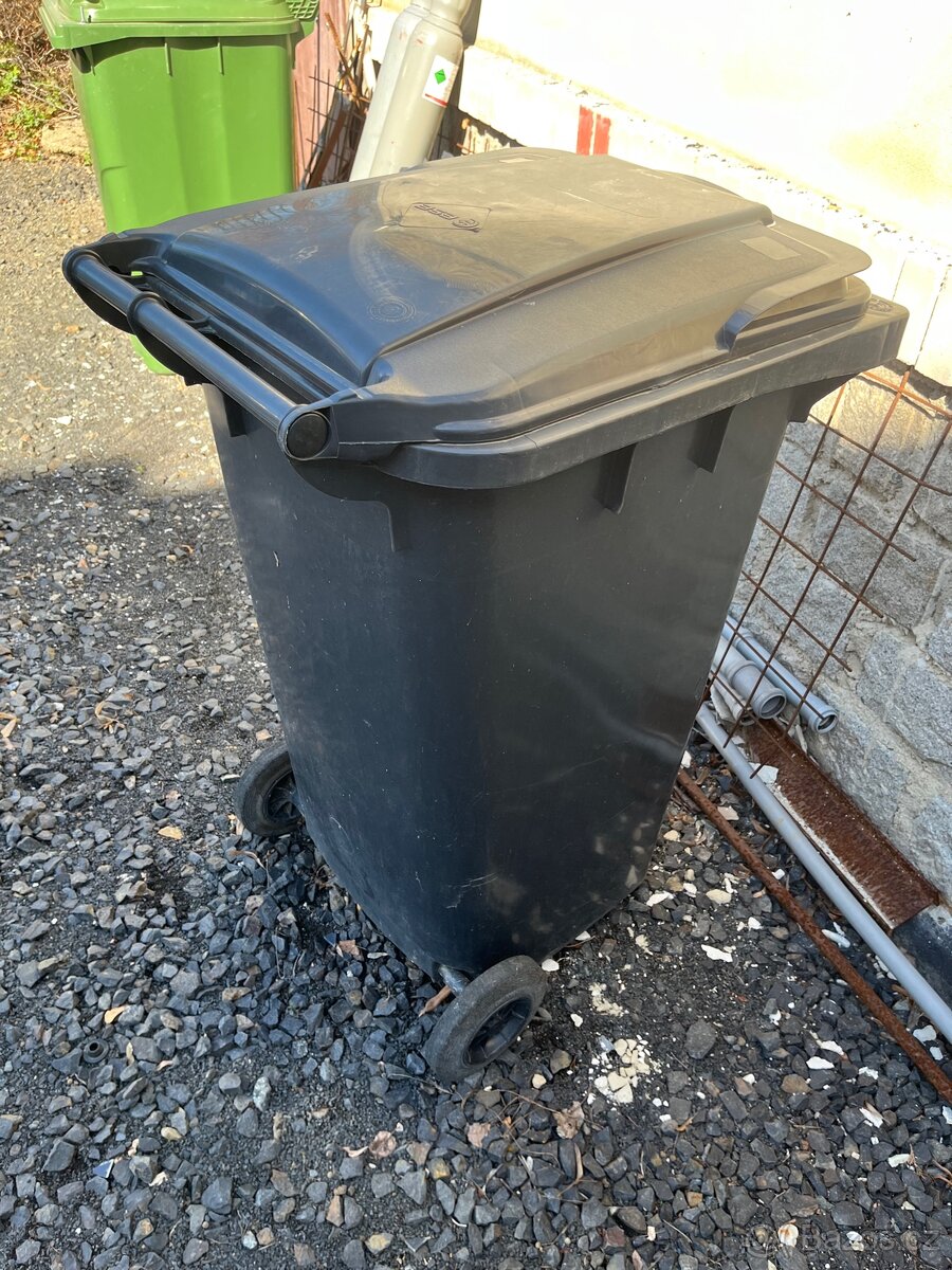 Popelnice 240 l, černá - 4