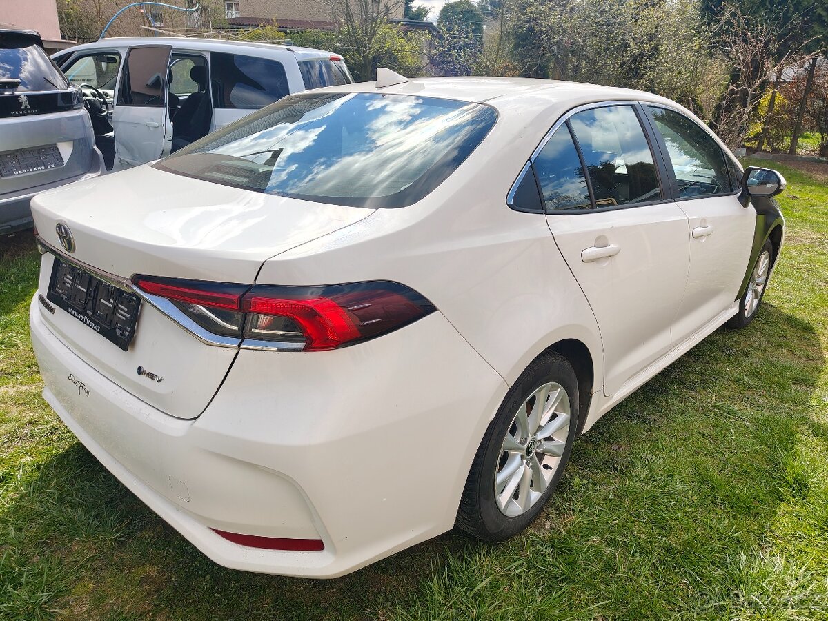 Toyota Corolla 1.8hybrid CR doklady Dph - 4