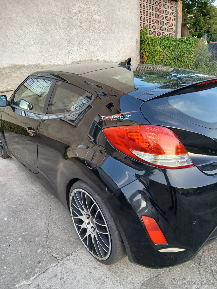 Hyundai Veloster 1.6.GDi - 4