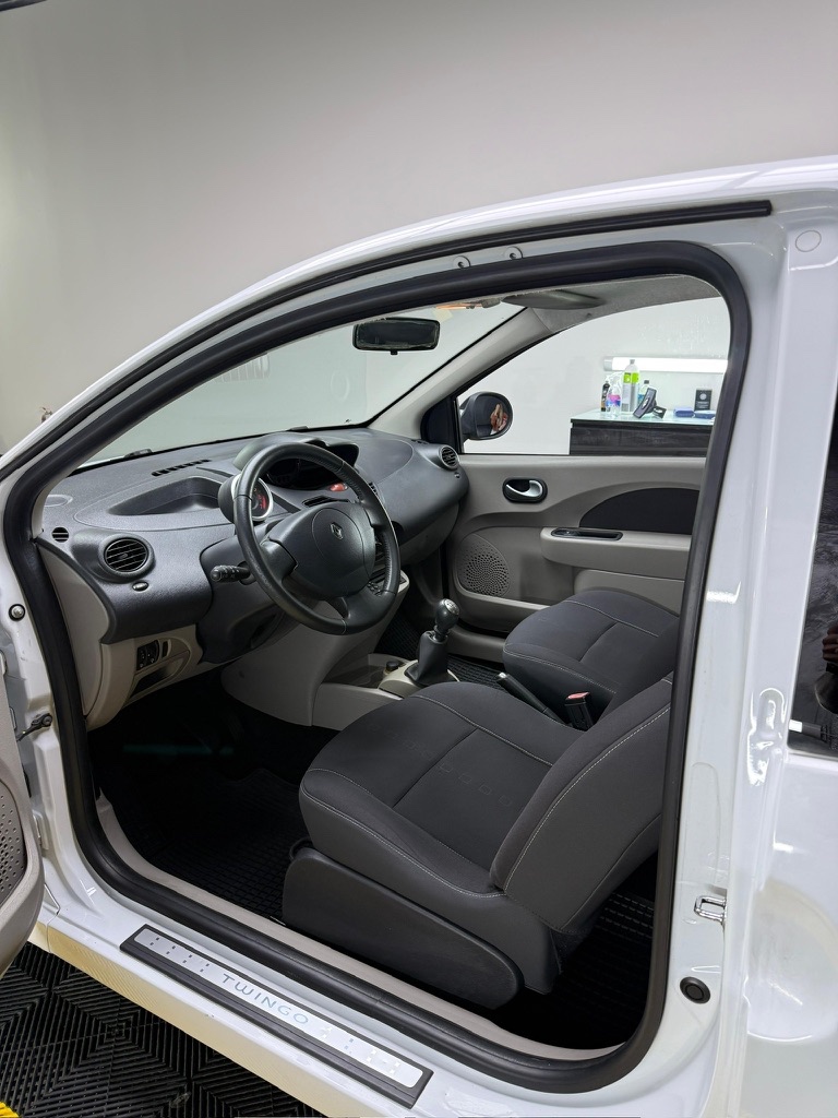 Renault Twingo II Night & Day 2009 1.1 56 kW - krásný stav - 4