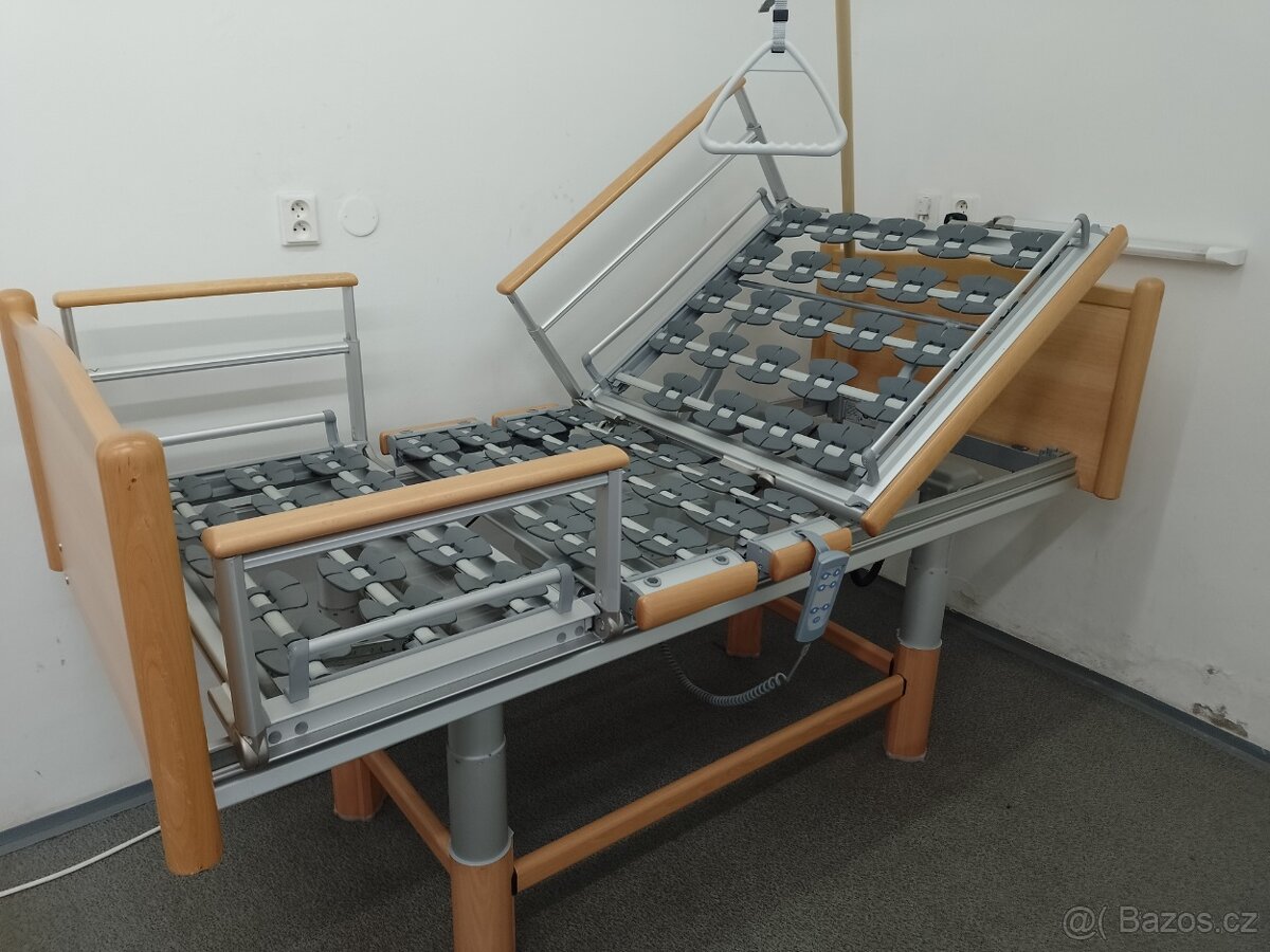 Elektrická polohovací postel Völker, TOP STAV - 4