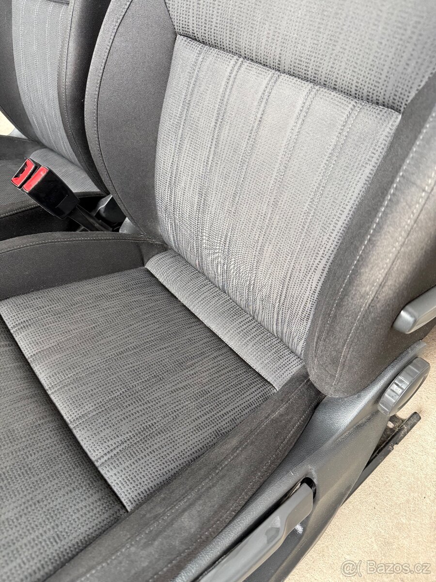Sedačky Octavia 3 AIRBAG + VÝHŘEV - 4