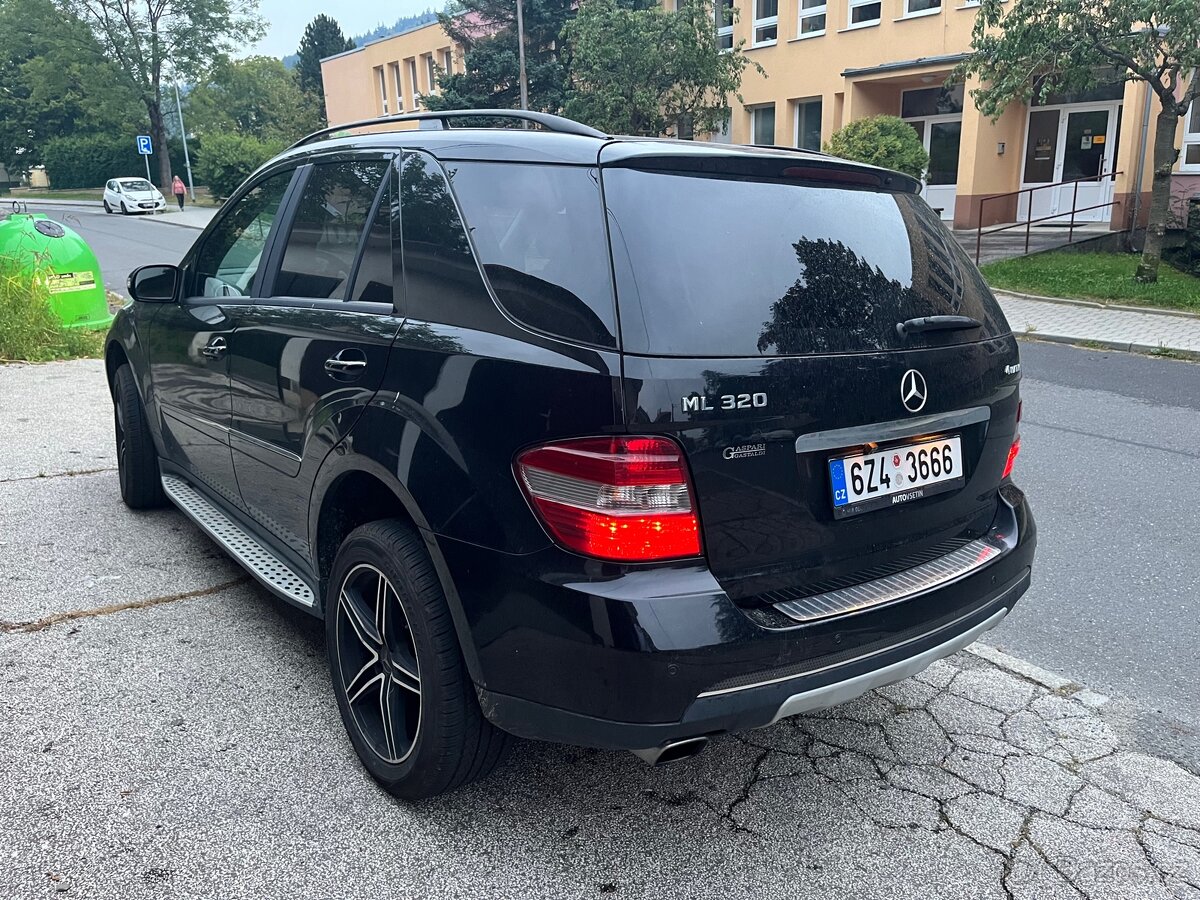 Mercedes Benz Ml 320 + bohatá výbava - 4