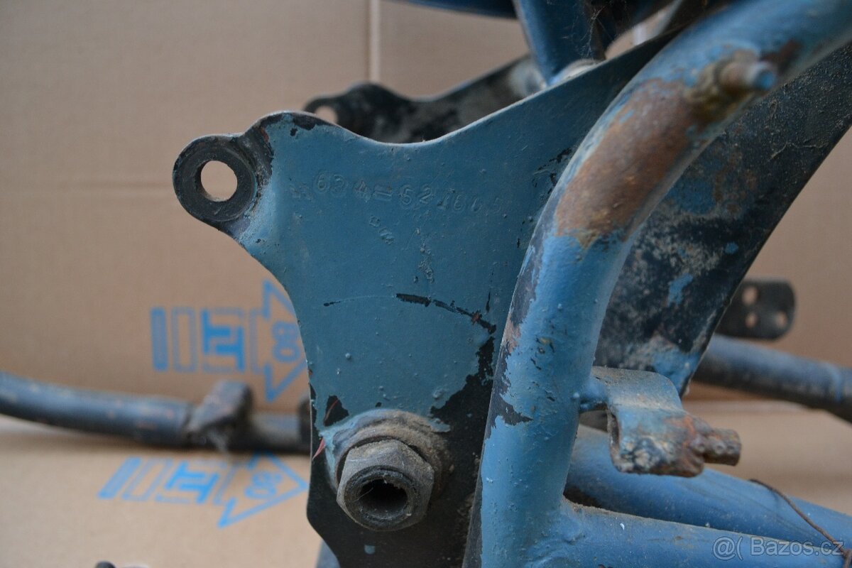 JAWA 350/634 Rám s kastlíky - 4