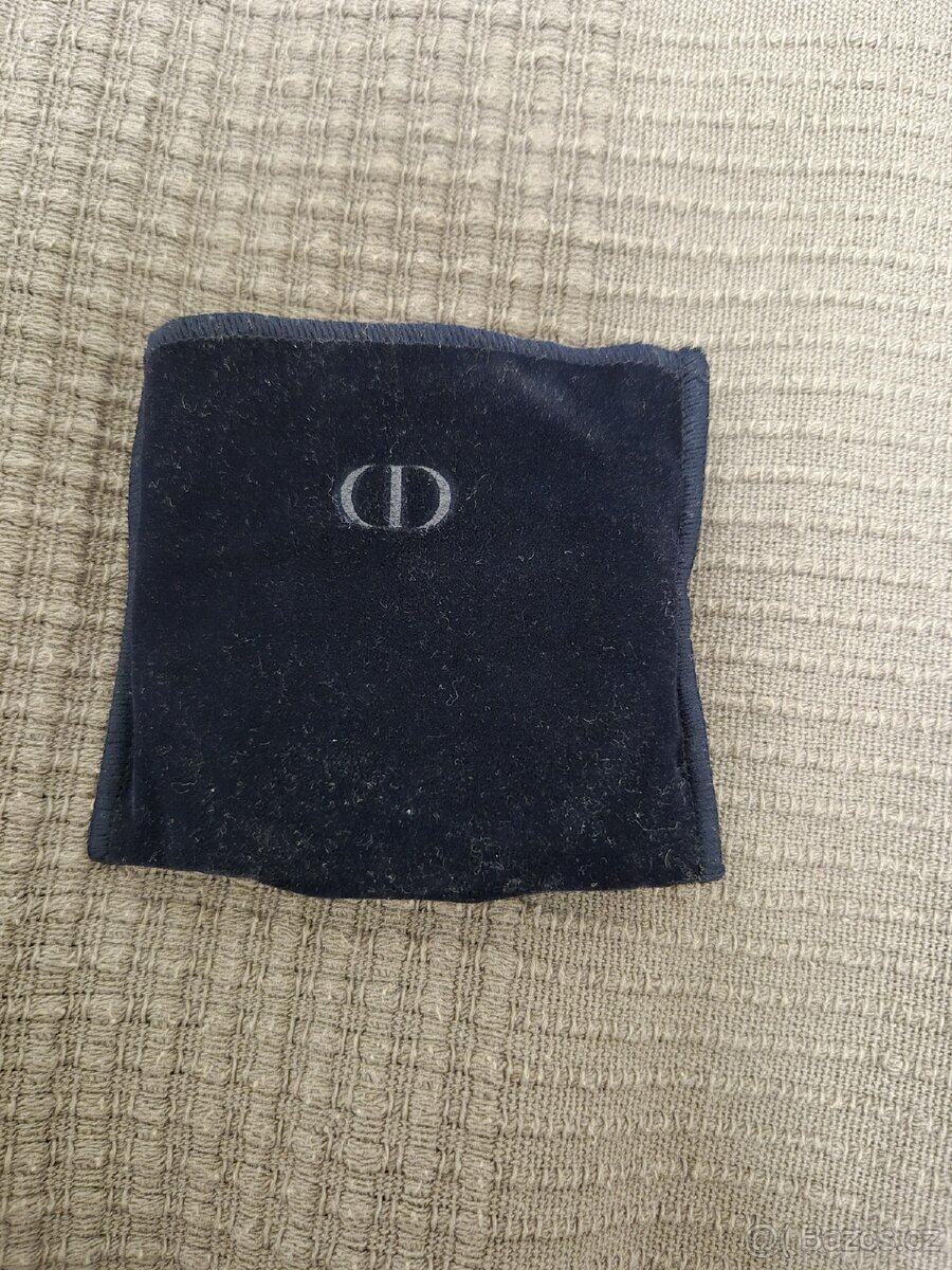 Dior skin nude air powder 030 make up - 4