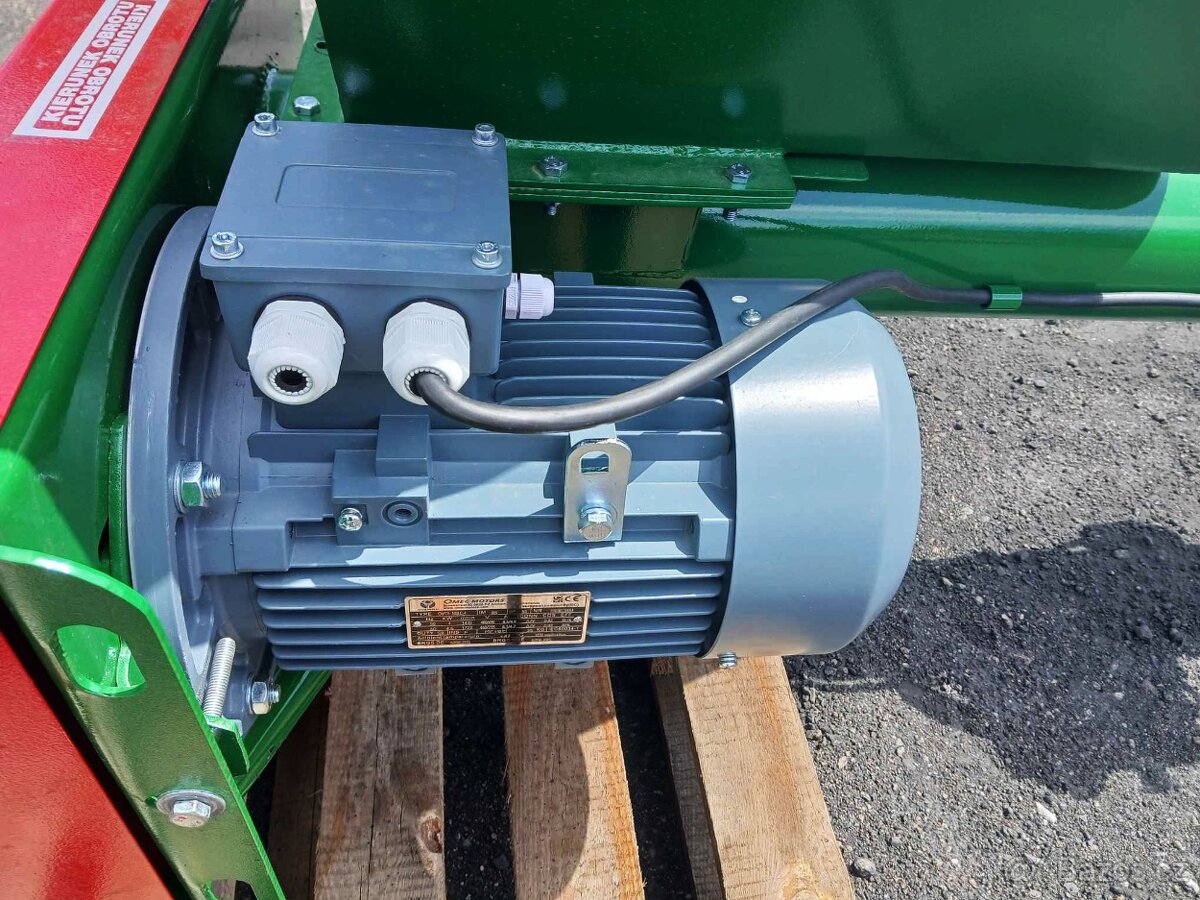 Šnekový dopravník AGRO-MR s násypkou - 4