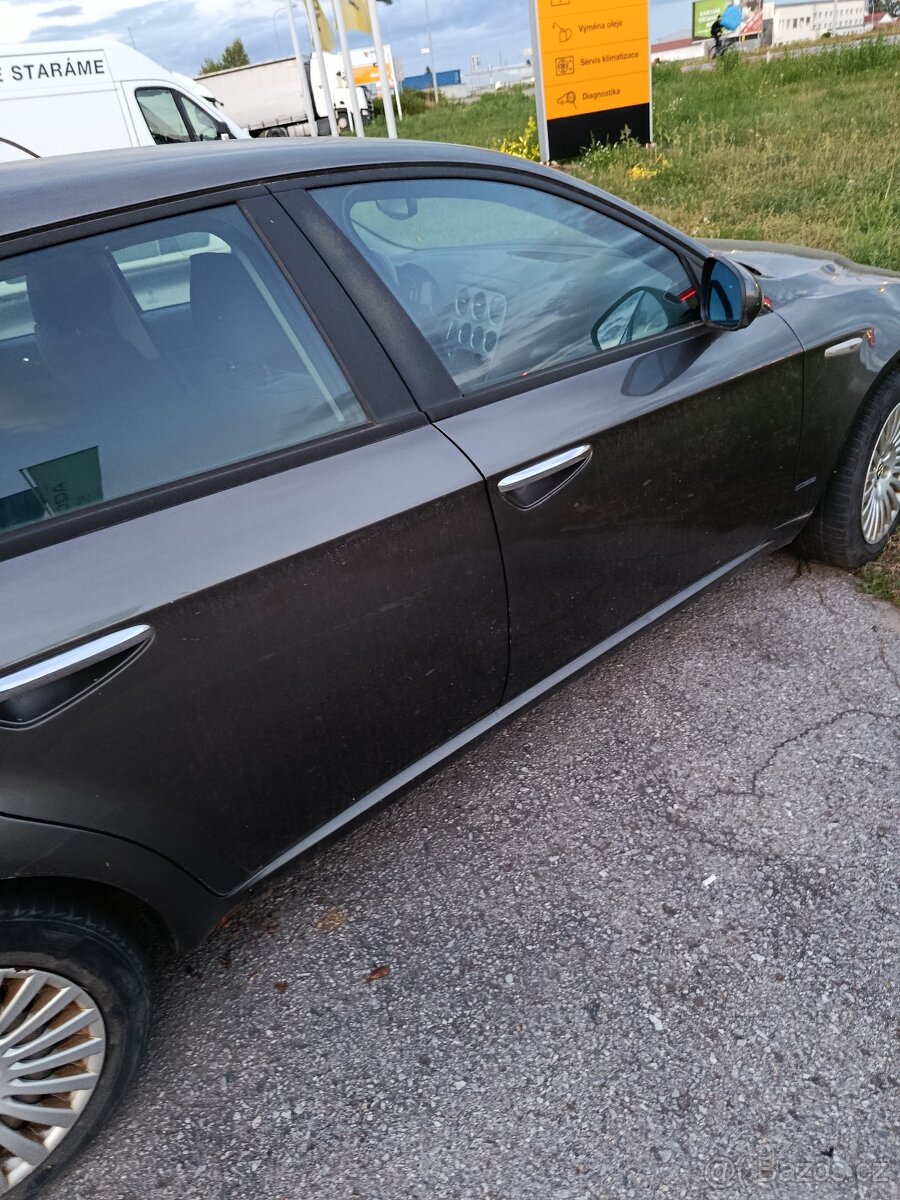 Alfa Romeo 159 .1.9jtd - 4