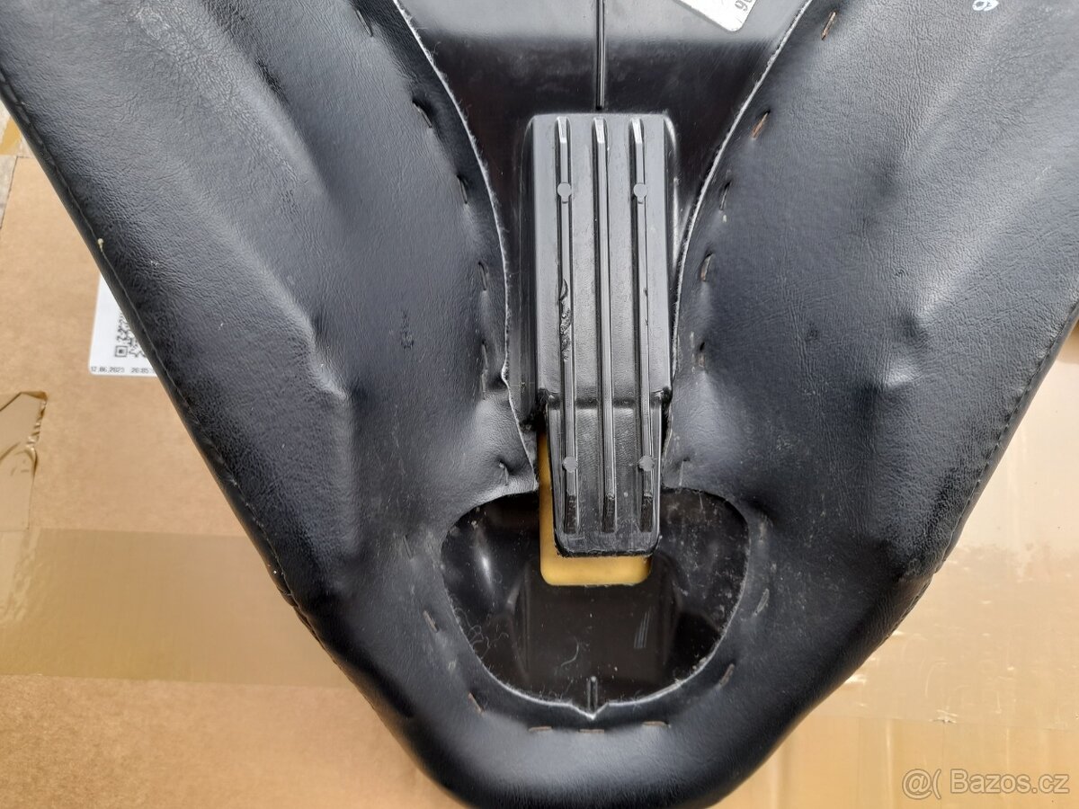 HARLEY DAVIDSON® BREAKOUT FXSB - 4