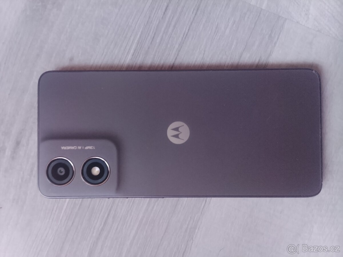 Moto E14 a Xiaomi Mi Note 10 na ND - 4